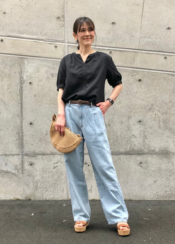 Чорна блуза Uniqlo