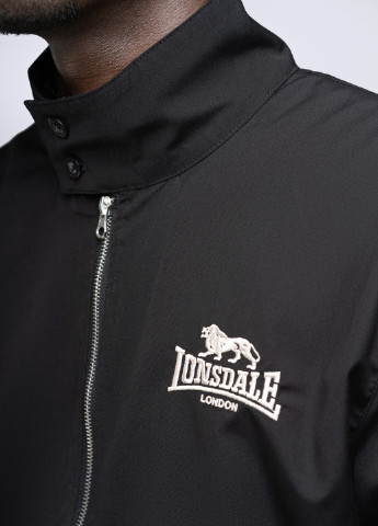 Чорна демісезонна куртка Lonsdale CLASSIC