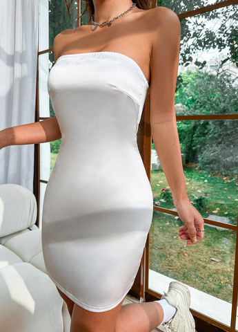 Белое коктейльное, кэжуал платье с открытыми плечами, с открытой спиной SHEIN однотонное