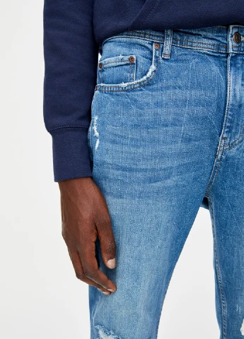 Голубые демисезонные зауженные джинсы Pull & Bear