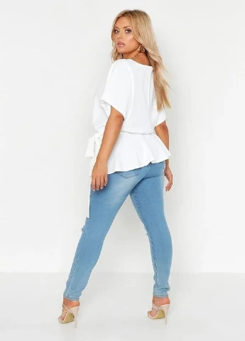 Біла блуза Boohoo