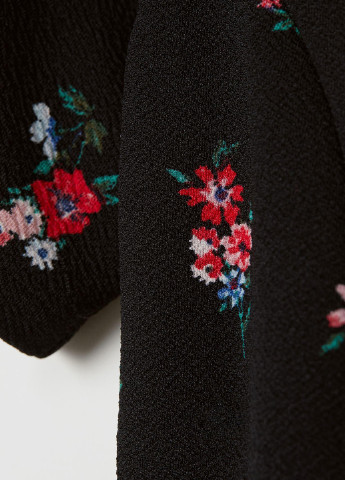 Чорна кежуал плаття кльош H&M з квітковим принтом