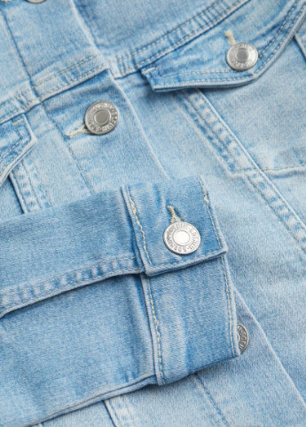 Голубая демисезонная джинсовая куртка для девочки H&M