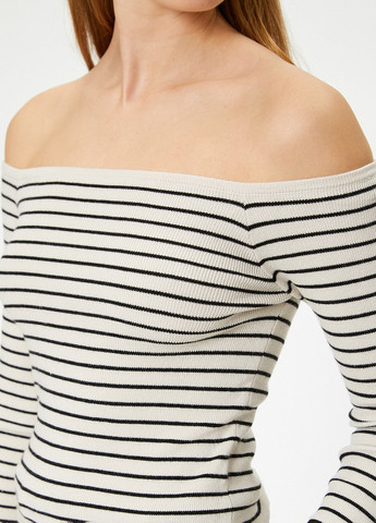 Черно-белый демисезонный свитер KOTON