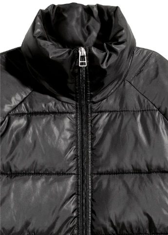 Черная зимняя куртка H&M