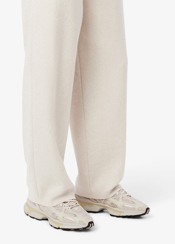 Молочні Осінні кросівки Lacoste L003 2K24