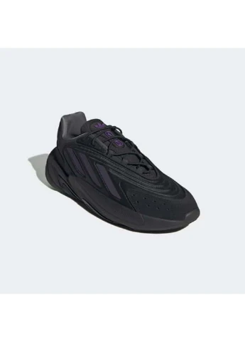 Черные демисезонные кроссовки adidas
