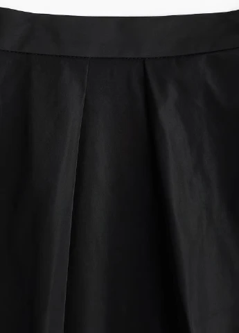 Черная вечерний, кэжуал однотонная юбка H&M а-силуэта (трапеция)