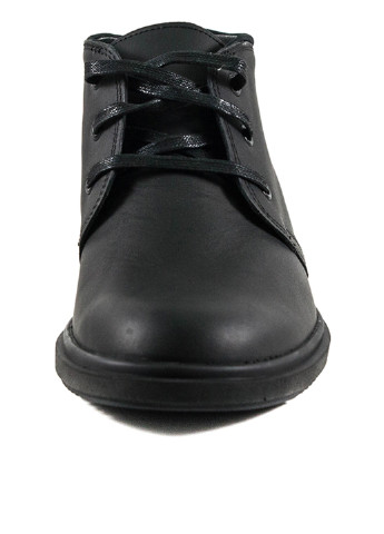 Черные зимние ботинки дезерты Mida