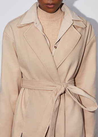 Светло-бежевое демисезонное Пальто однобортное SHEIN