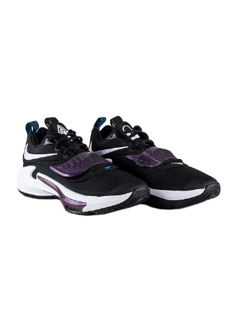 Чорні всесезонні кросівки zoom freak 3 Nike