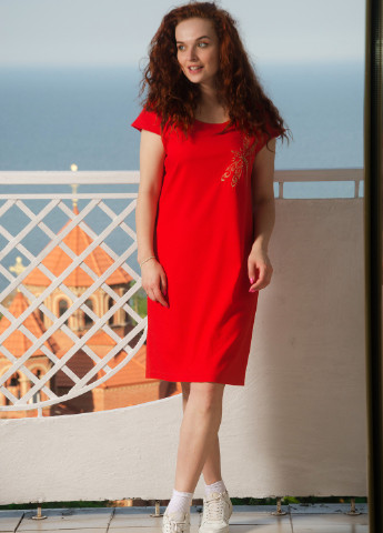 Красное кэжуал льняное прямое платье с вышивкой INNOE однотонное