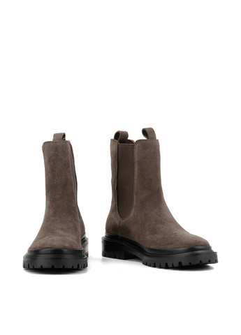 Осенние ботинки челси Le'BERDES без декора из натуральной замши