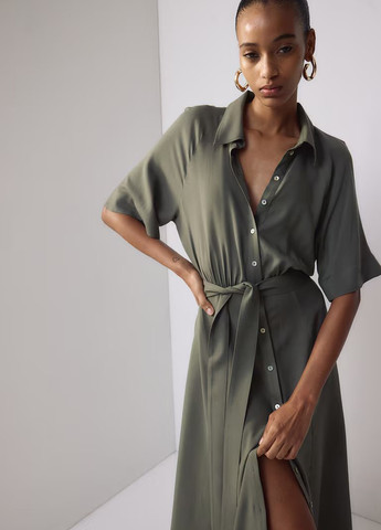Оливковое (хаки) кэжуал платье рубашка H&M однотонное