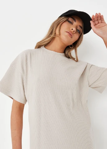 Молочна кежуал сукня сукня-футболка Missguided однотонна