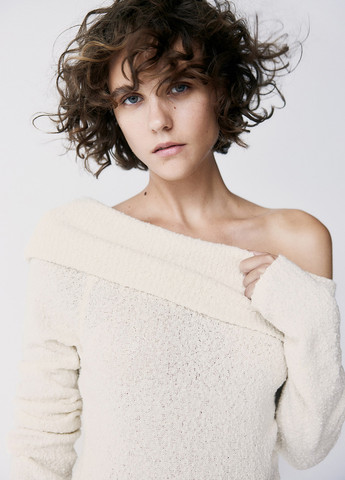 Кремовое кэжуал платье H&M однотонное