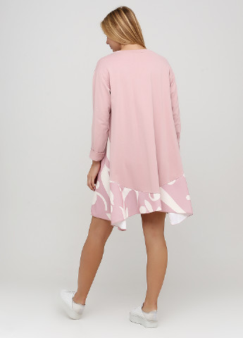 Светло-розовое кэжуал платье оверсайз Made in Italy с геометрическим узором