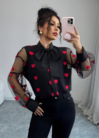 Чёрная блуза SHEIN
