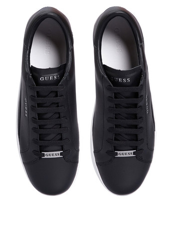 Черные всесезонные кроссовки Guess
