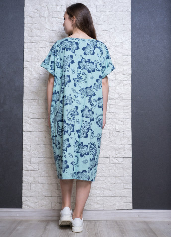 Светло-бирюзовое кэжуал платье оверсайз 158С с цветочным принтом