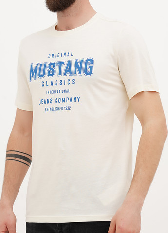 Айворі футболка Mustang