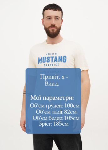 Айворі футболка Mustang