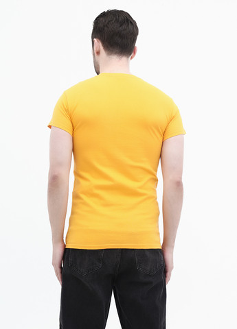 Светло-оранжевая футболка Blue 84