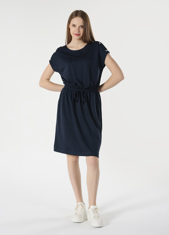 Темно-синее кэжуал платье Colin's однотонное