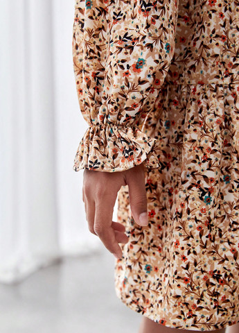 Кремовое платье SHEIN (365782592)