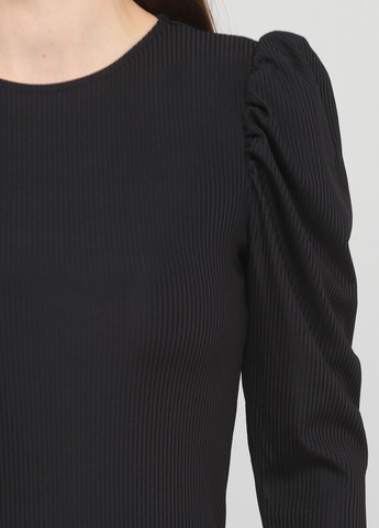 Черное коктейльное, кэжуал платье силуэтная H&M однотонное