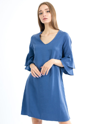 Синее кэжуал платье а-силуэт Bebe Plus однотонное