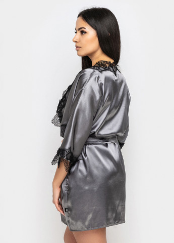 Срібний демісезонний комплект (халат, топ, шорти) Ghazel