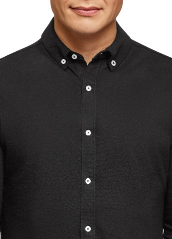 Черная кэжуал рубашка однотонная Oodji с длинным рукавом
