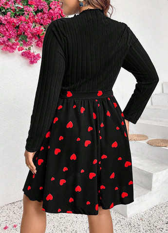 Черное кэжуал платье SHEIN сердечки