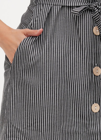 Темно-серое кэжуал платье Sassofono Club в полоску