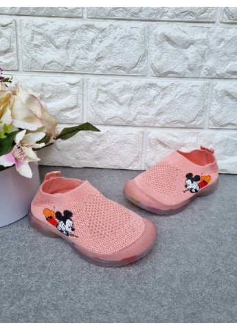 Розовые демисезонные кроссовки для девочки Kimbo-O