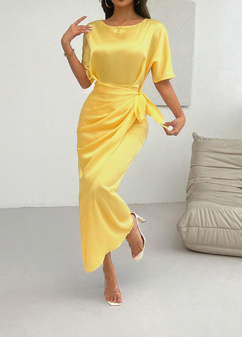 Жовтий кежуал сукня на запах SHEIN однотонна