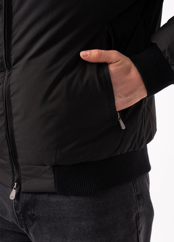 Чорна зимня куртка Trend Collection