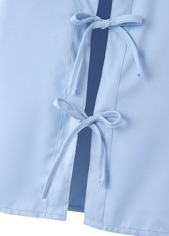 Светло-синяя однотонная блузка SHEIN демисезонная