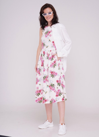 Комбинированное кэжуал платье марта-м роза 3 на белом Jet с цветочным принтом
