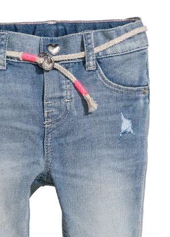Голубые демисезонные зауженные джинсы H&M
