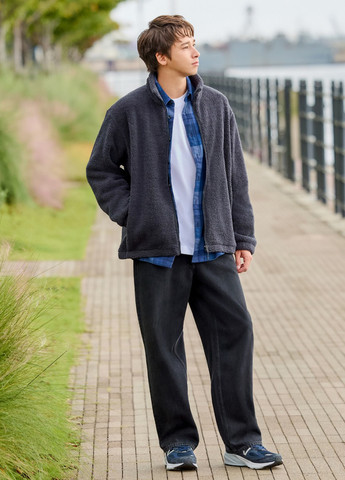 Сіра демісезонна куртка Uniqlo