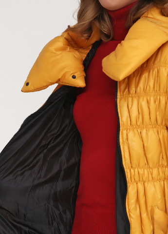 Желтая зимняя куртка New Collection