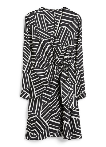 Черно-белое кэжуал платье на запах C&A с абстрактным узором
