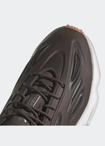 Коричневі кросівки hq8815 демісезон adidas Ozweego Celox