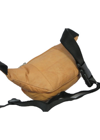 Чоловіча шкіряна сумка на ремінь 16х10х8 см Always Wild (252131004)
