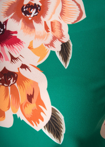 Зеленое кэжуал платье Miss Miss с цветочным принтом