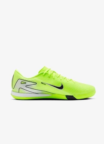 Салатовые футбольные бутсы fq8434-700 Nike