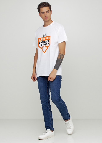 Белая футболка PORT