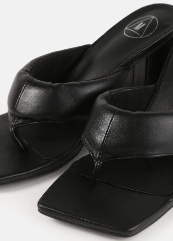 Шльопанці Missguided (279199489)